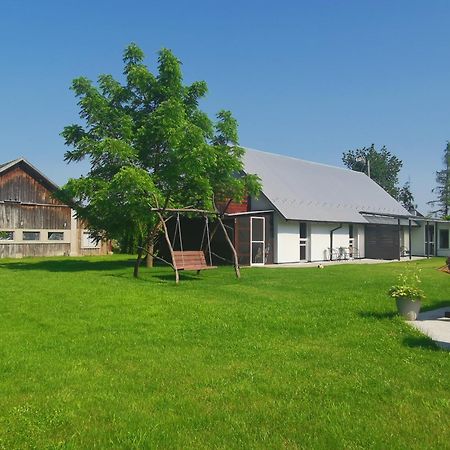 Agrochalupki Apartment Korczowa Екстериор снимка